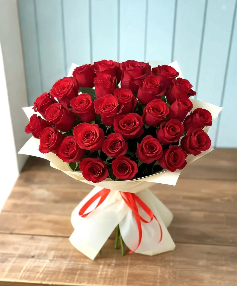 Букет 29 Красных роз в Греческом