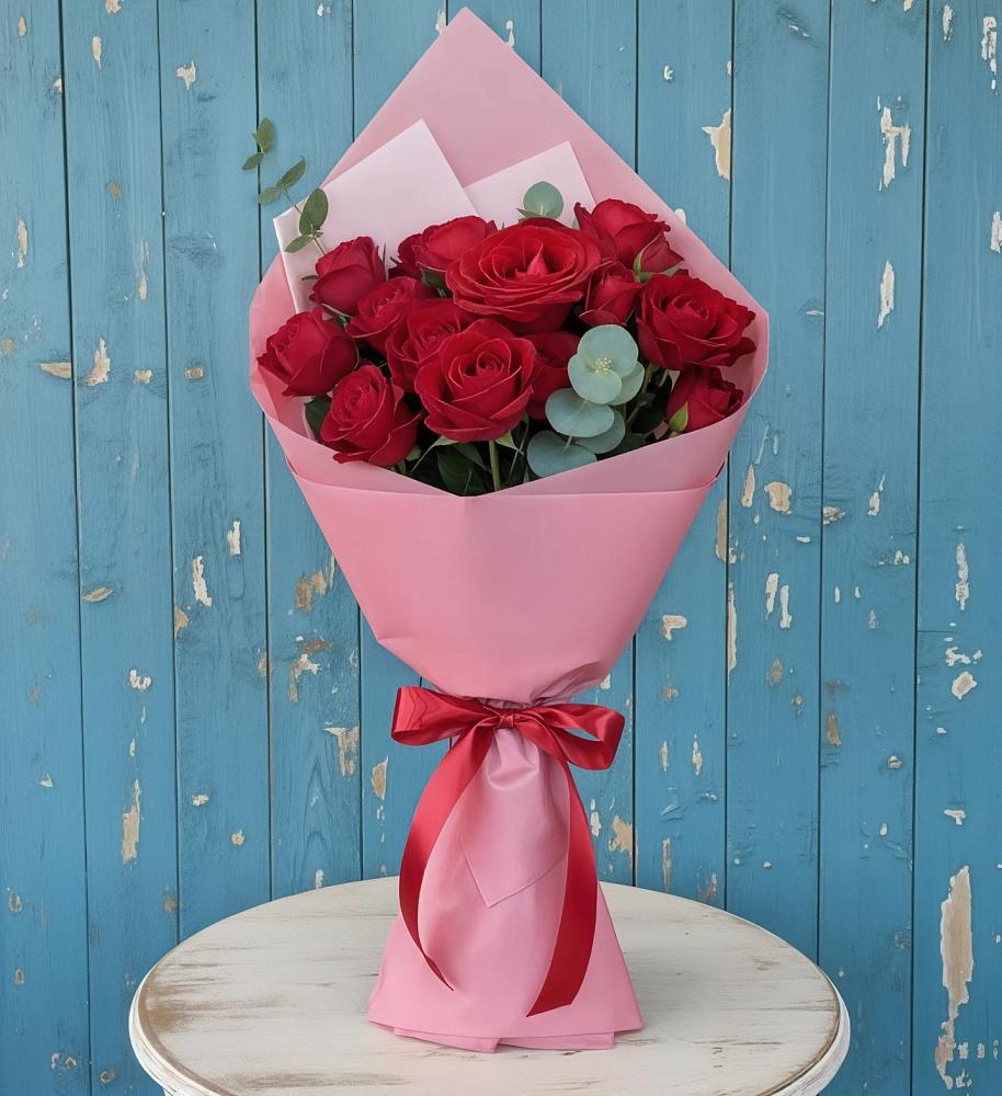 Букет цветов из: Розы в Греческом