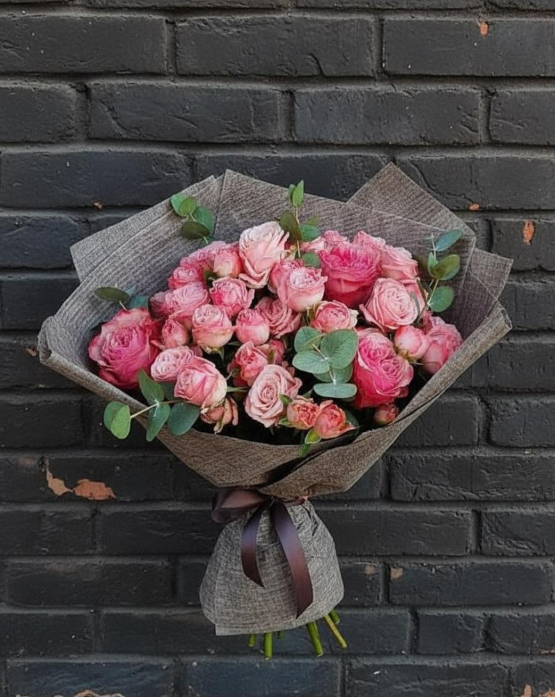 Букет цветов из: Розы в Греческом