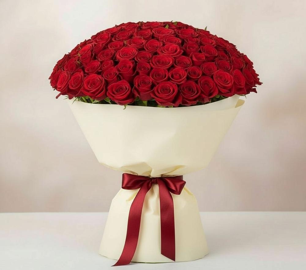 Букет 101 Красная роза Милано в Греческом