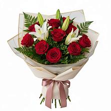 Букет цветов из:  Лилии и Розы в Греческом