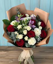 Букет цветов из:  Розы и Альстромерии #REPLACE_PRED# Греческом