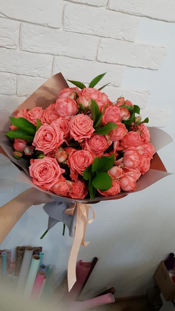 Букет цветов из: Розы в Греческом