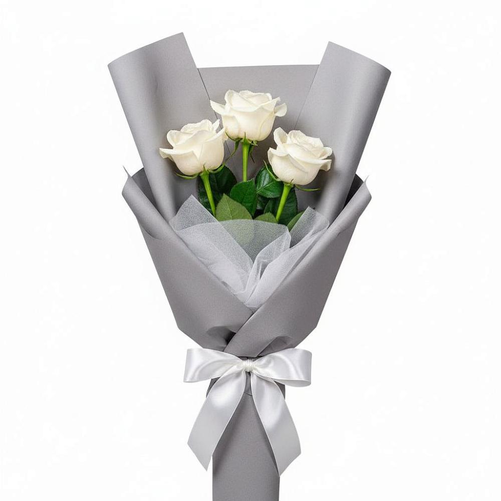 Букет 3 белые розы в Греческом