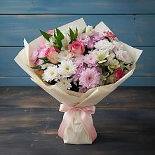 Букет цветов из:  Хризантемы, Альстромерии и Розы в Греческом