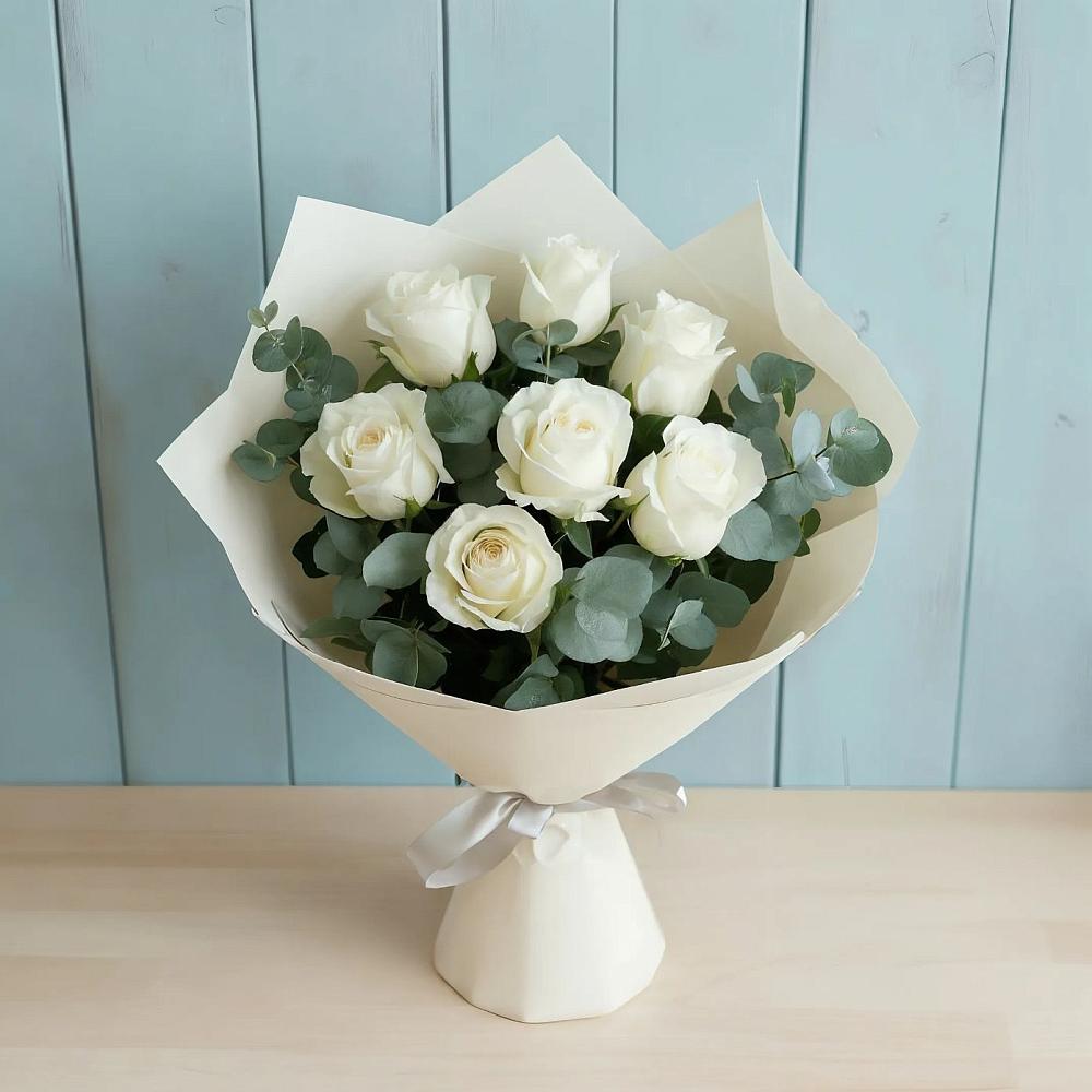 Букет Белые розы в Эвкалипте в Греческом