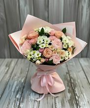 Букет цветов из:  Гвоздики, Розы и Хризантемы в Греческом