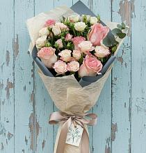 Букет цветов из:  Розы #REPLACE_PRED# Греческом