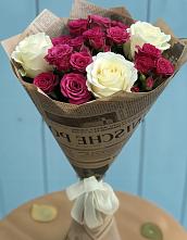Букет цветов из:  Розы в Греческом