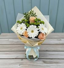 Букет цветов из:  Герберы, Розы и Хризантемы в Греческом