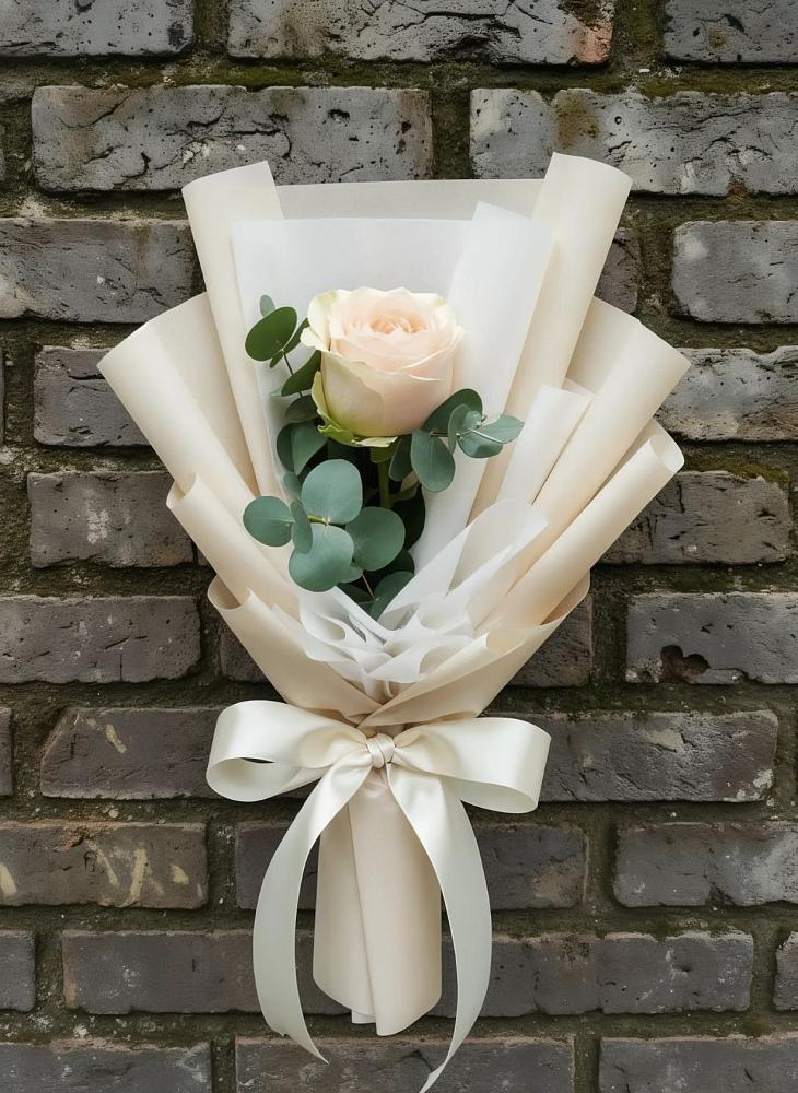 Букет цветов из: Розы в Греческом