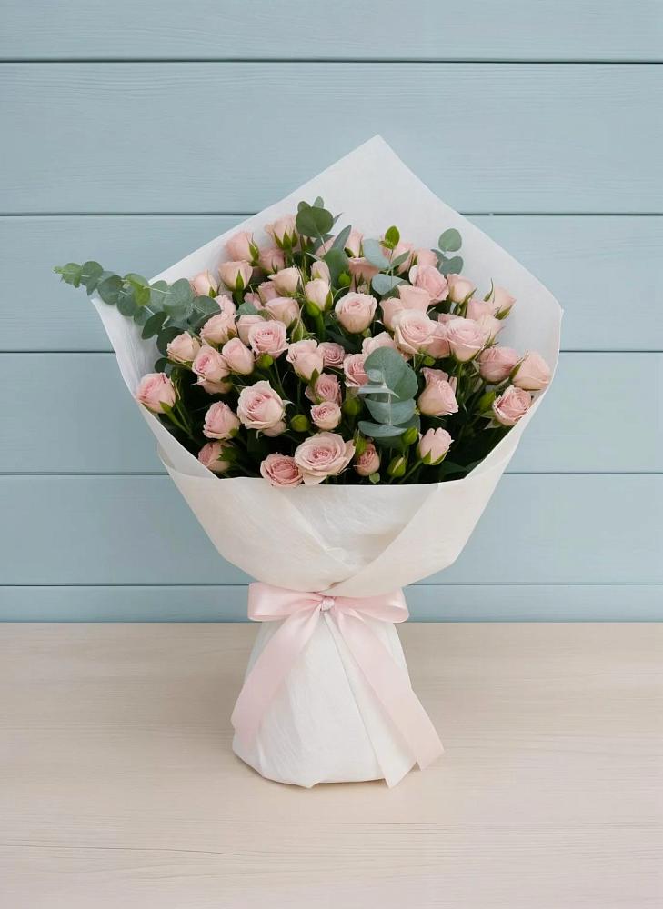 Букет цветов из: Розы в Греческом