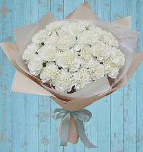 Букет цветов из:  Гвоздики в Греческом