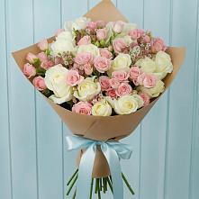 Букет цветов из:  Розы в Греческом