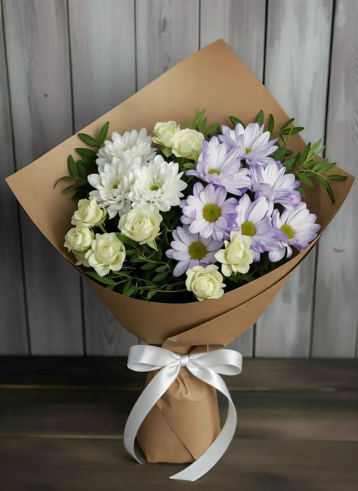 Букет цветов из: Хризантемы и Розы в Греческом